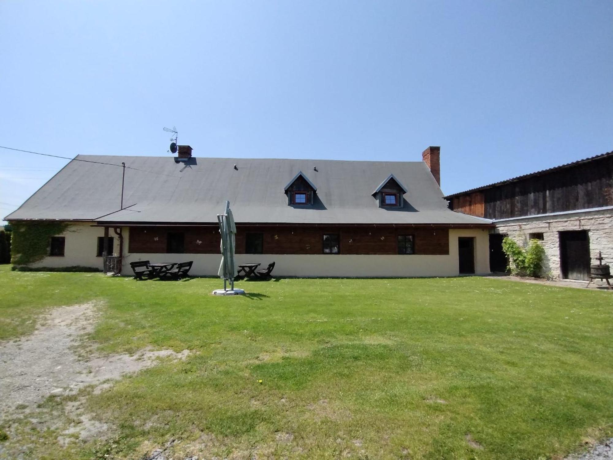 Penzion Kelt Hotel Zator Exterior photo