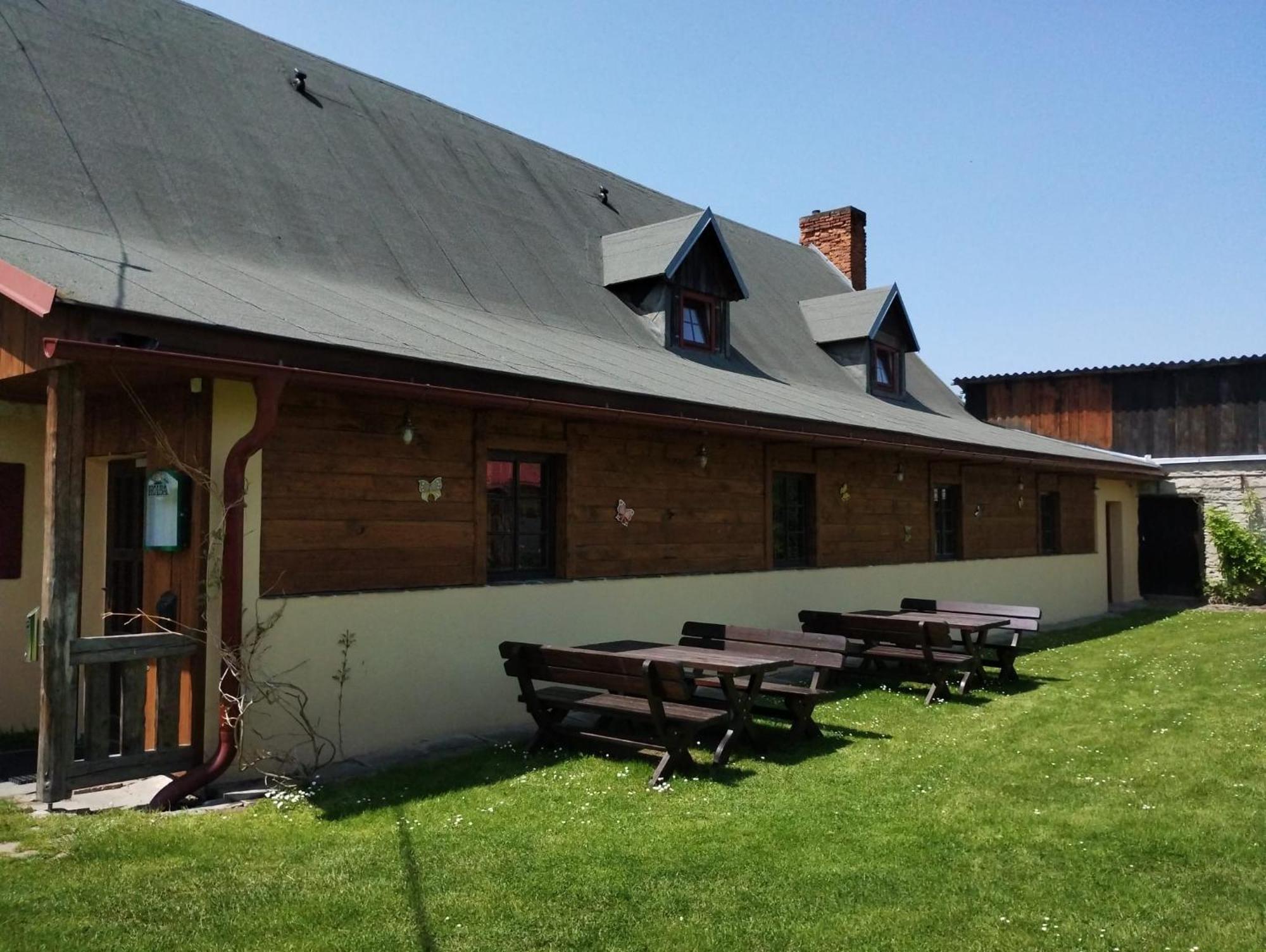 Penzion Kelt Hotel Zator Exterior photo